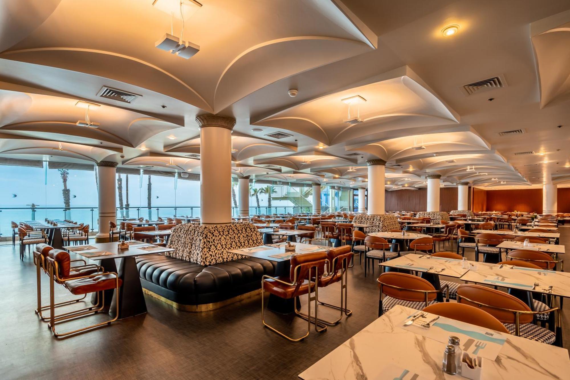 Daniel Herzliya Hotel Exteriér fotografie The interior of the restaurant