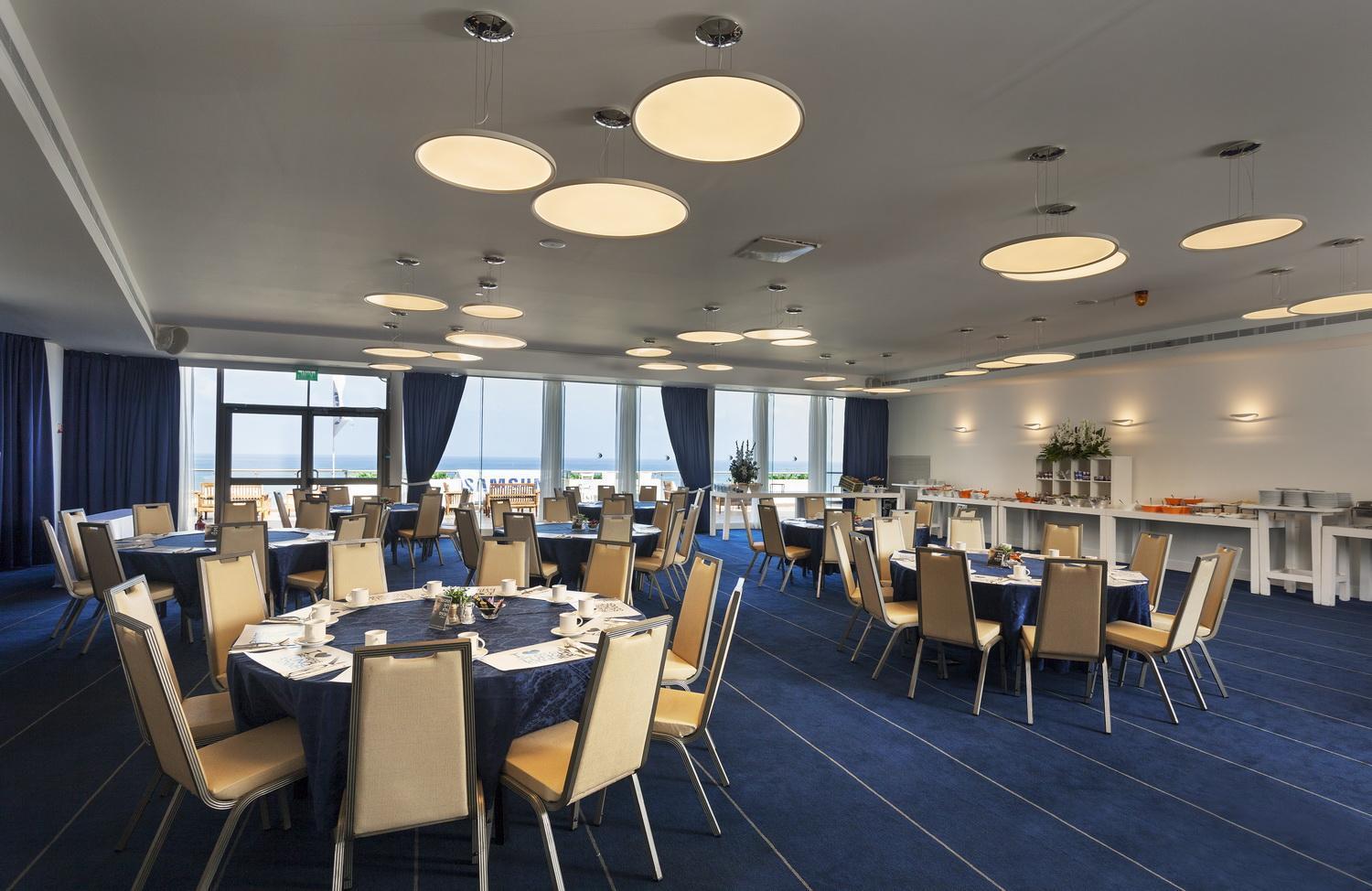 Daniel Herzliya Hotel Exteriér fotografie The 10th floor meeting room
