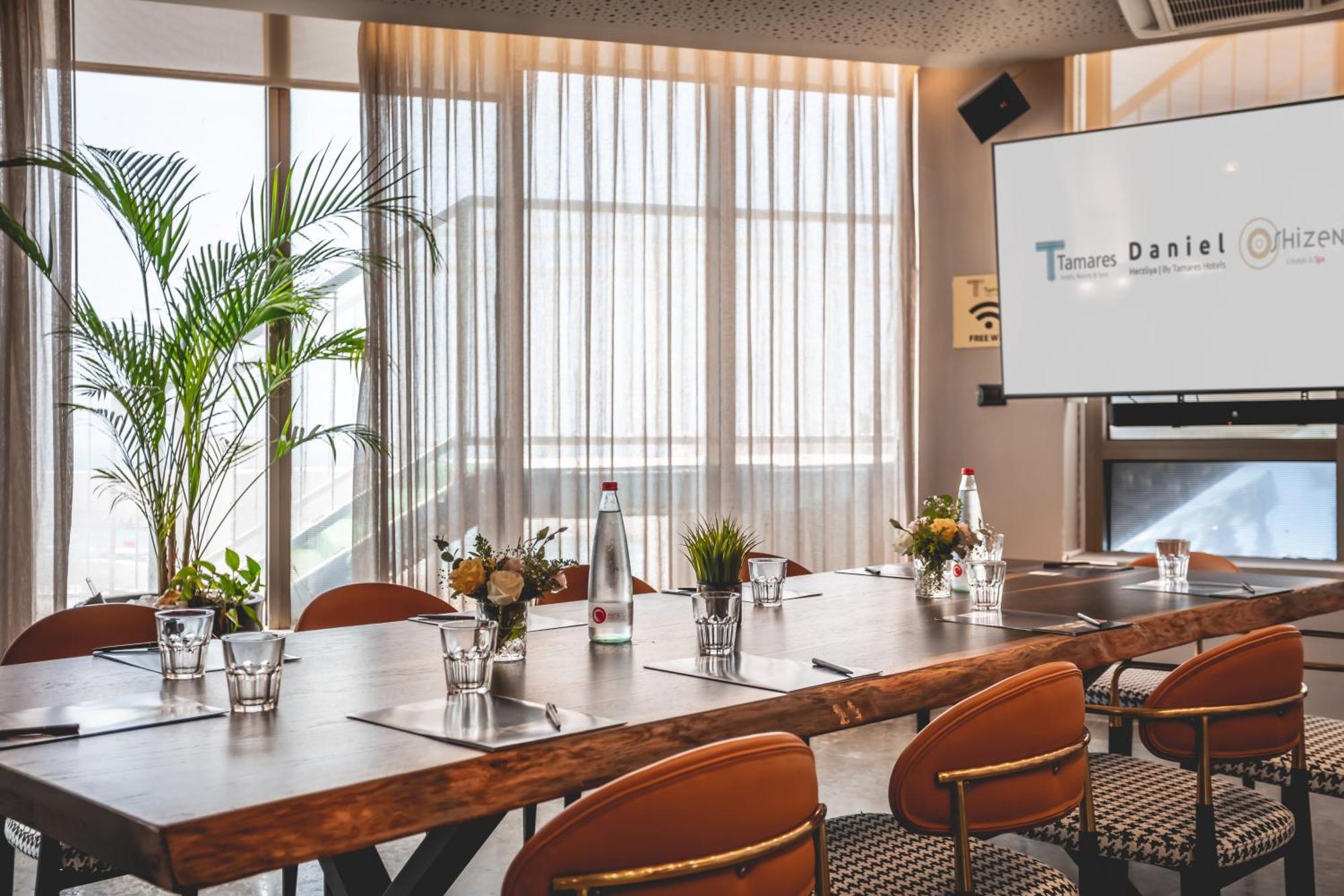 Daniel Herzliya Hotel Exteriér fotografie Meeting room